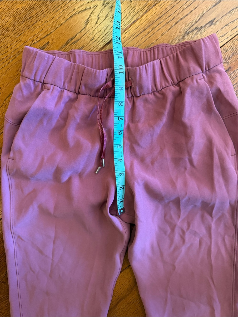 Lululemon On The Fly Jogger - Picture 10 of 15